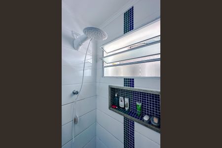 Casa à venda com 180m², 2 quartos e 2 vagasBanheiro da Suíte 1