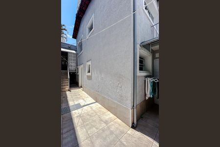 Casa à venda com 180m², 2 quartos e 2 vagasÁrea de Serviço