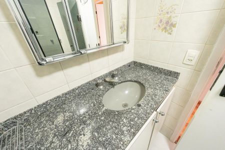 Apartamento à venda com 92m², 3 quartos e 2 vagas Apartamento à venda com 92m², 3 quartos e 2 vagasBanheiro da Suíte