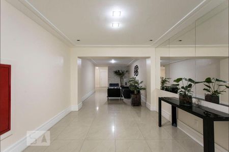 Apartamento à venda com 92m², 3 quartos e 2 vagas Apartamento à venda com 92m², 3 quartos e 2 vagasHall de Entrada