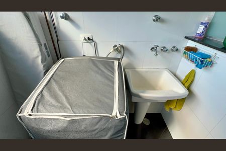 Apartamento à venda com 117m², 3 quartos e 2 vagas Apartamento à venda com 117m², 3 quartos e 2 vagasÁrea de Serviço