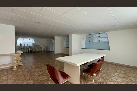Apartamento à venda com 117m², 3 quartos e 2 vagas Apartamento à venda com 117m², 3 quartos e 2 vagasSalão de Festas