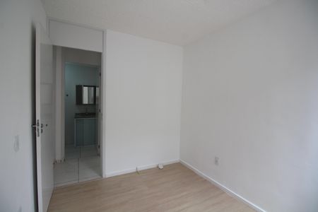 Quarto 1 de apartamento para alugar com 2 quartos, 48m² em Curicica, Rio de Janeiro