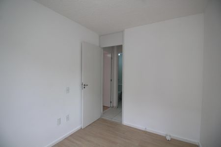 Quarto 1 de apartamento para alugar com 2 quartos, 48m² em Curicica, Rio de Janeiro