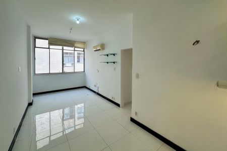 Apartamento para alugar com 3 quartos, 103m² em Copacabana, Rio de Janeiro