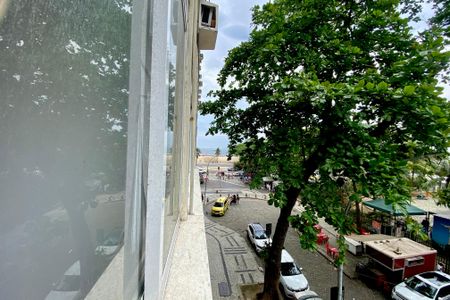 Vista sala de apartamento à venda com 2 quartos, 92m² em Copacabana, Rio de Janeiro
