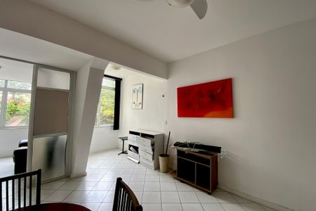 Sala de apartamento à venda com 2 quartos, 92m² em Copacabana, Rio de Janeiro