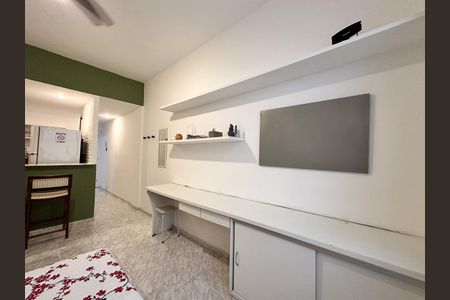 Studio à venda com 27m², 1 quarto e sem vaga