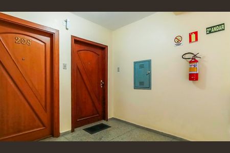 Apartamento para alugar com 58m², 2 quartos e sem vaga