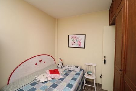 Apartamento à venda com 65m², 3 quartos e 1 vagaQuarto 2