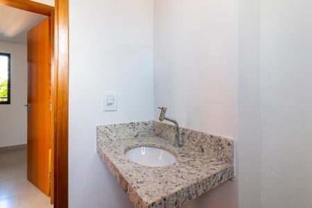 Apartamento à venda com 34m², 2 quartos e sem vagaBanheiro