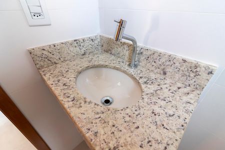 Apartamento à venda com 34m², 2 quartos e sem vagaBanheiro