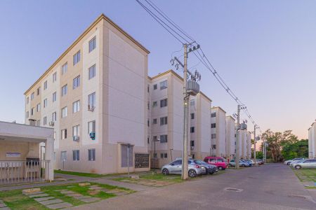 Apartamento à venda com 42m², 2 quartos e 2 vagas Apartamento à venda com 42m², 2 quartos e 2 vagasFachada
