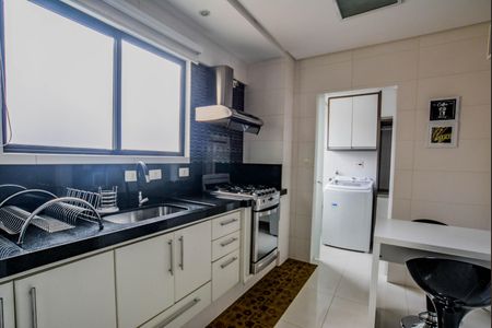 Apartamento à venda com 84m², 2 quartos e 1 vaga Apartamento à venda com 84m², 2 quartos e 1 vagaCozinha
