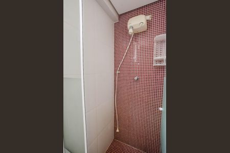 Apartamento à venda com 84m², 2 quartos e 1 vaga Apartamento à venda com 84m², 2 quartos e 1 vagaBanheiro da Suíte