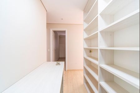 Apartamento à venda com 90m², 3 quartos e 2 vagas Apartamento à venda com 90m², 3 quartos e 2 vagasEscritório