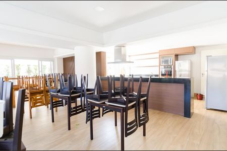 Apartamento à venda com 90m², 3 quartos e 2 vagas Apartamento à venda com 90m², 3 quartos e 2 vagasÁrea comum - Salão de festas