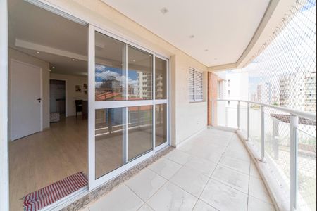 Apartamento à venda com 90m², 3 quartos e 2 vagas Apartamento à venda com 90m², 3 quartos e 2 vagasVaranda da Sala