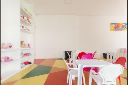 Apartamento à venda com 90m², 3 quartos e 2 vagas Apartamento à venda com 90m², 3 quartos e 2 vagasBrinquedoteca