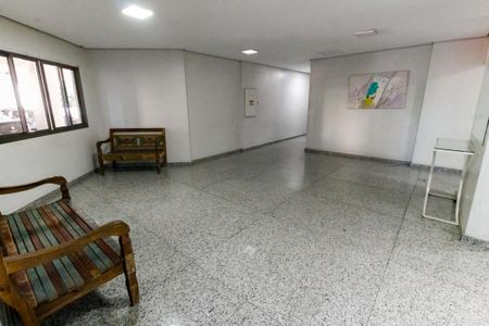 Apartamento à venda com 68m², 2 quartos e 1 vaga Apartamento à venda com 68m², 2 quartos e 1 vagaHall de entrada