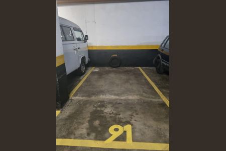 Apartamento para alugar com 120m², 4 quartos e 1 vaga Apartamento para alugar com 120m², 4 quartos e 1 vagaGaragem