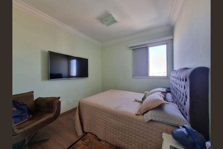 Apartamento para alugar com 120m², 4 quartos e 1 vaga Apartamento para alugar com 120m², 4 quartos e 1 vagaQuarto 2