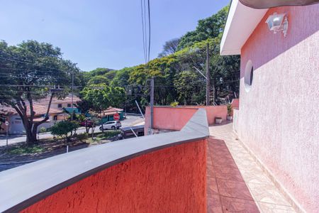 Casa à venda com 140m², 3 quartos e 4 vagasVaranda