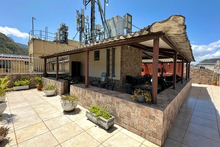 Apartamento à venda com 90m², 2 quartos e sem vagaÁrea comum - Salão de festas