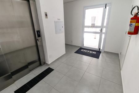 Apartamento para alugar com 37m², 2 quartos e 1 vaga Apartamento para alugar com 37m², 2 quartos e 1 vagaHall de entrada