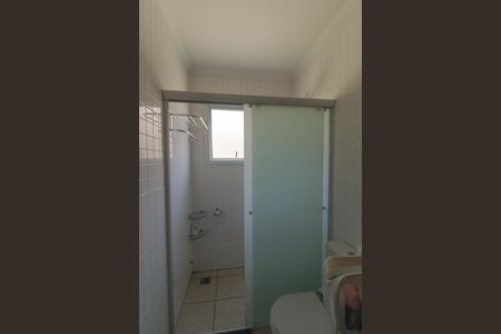 Casa de condomínio à venda com 190m², 4 quartos e 5 vagas