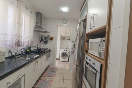 Casa de condomínio à venda com 190m², 4 quartos e 5 vagas