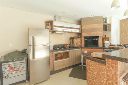 Casa de condomínio à venda com 190m², 4 quartos e 5 vagas