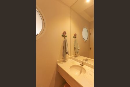 Casa de condomínio à venda com 190m², 4 quartos e 5 vagas