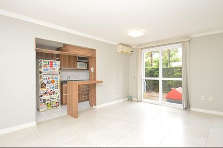 Sala de apartamento à venda com 2 quartos, 116m² em Jardim Sabará, Porto Alegre