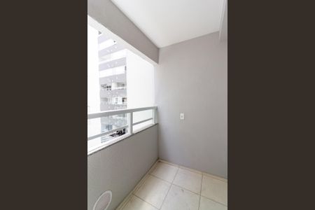 Apartamento para alugar com 40m², 2 quartos e 1 vaga Apartamento para alugar com 40m², 2 quartos e 1 vagaVaranda e Área de Serviço