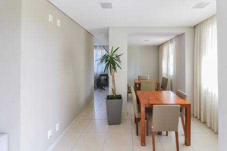Apartamento à venda com 60m², 3 quartos e 1 vaga Apartamento à venda com 60m², 3 quartos e 1 vagaÁrea comum - Salão de festas