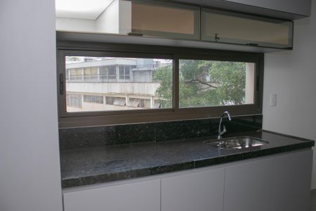 Apartamento à venda com 74m², 2 quartos e 2 vagasCozinha