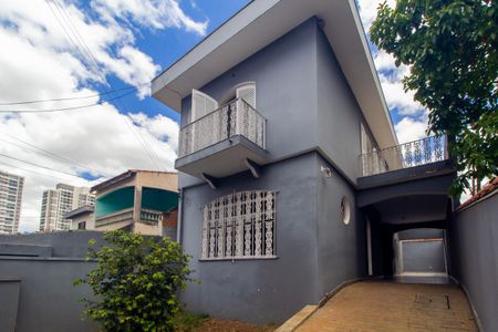 Casa à venda com 336m², 4 quartos e 3 vagasEntrada