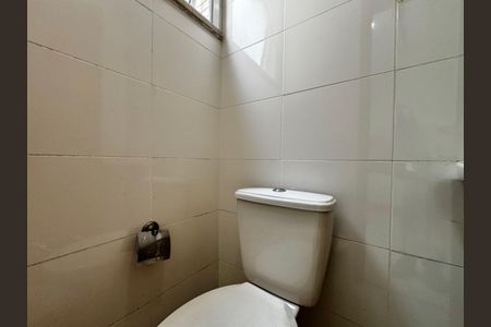 Apartamento à venda com 108m², 3 quartos e 2 vagas Apartamento à venda com 108m², 3 quartos e 2 vagasCozinha e Área de Serviço - Lavabo
