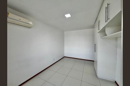 Apartamento à venda com 108m², 3 quartos e 2 vagas Apartamento à venda com 108m², 3 quartos e 2 vagasSuíte 1