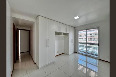 Apartamento à venda com 108m², 3 quartos e 2 vagas Apartamento à venda com 108m², 3 quartos e 2 vagasSuíte 1