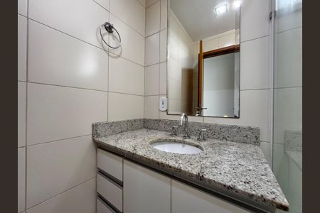 Apartamento à venda com 108m², 3 quartos e 2 vagas Apartamento à venda com 108m², 3 quartos e 2 vagasSuíte 1 - Banheiro