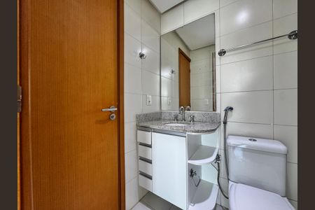 Apartamento à venda com 108m², 3 quartos e 2 vagas Apartamento à venda com 108m², 3 quartos e 2 vagasBanheiro Suítes canadenses