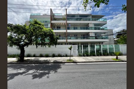 Apartamento à venda com 108m², 3 quartos e 2 vagas Apartamento à venda com 108m², 3 quartos e 2 vagasFachada