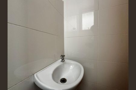 Apartamento à venda com 108m², 3 quartos e 2 vagas Apartamento à venda com 108m², 3 quartos e 2 vagasCozinha e Área de Serviço - Lavabo
