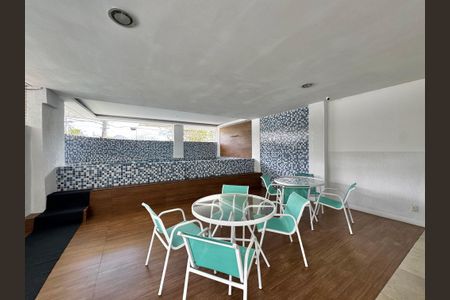 Apartamento à venda com 108m², 3 quartos e 2 vagas Apartamento à venda com 108m², 3 quartos e 2 vagasÁrea Comum