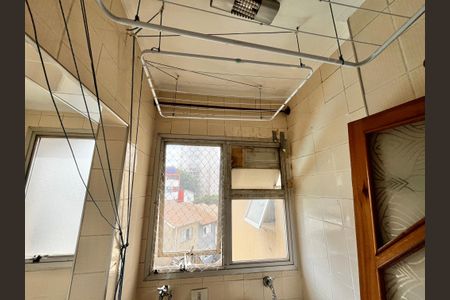 Apartamento à venda com 77m², 3 quartos e 2 vagas Apartamento à venda com 77m², 3 quartos e 2 vagasÁrea de Serviço