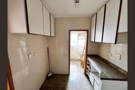 Apartamento à venda com 77m², 3 quartos e 2 vagas Apartamento à venda com 77m², 3 quartos e 2 vagasCozinha
