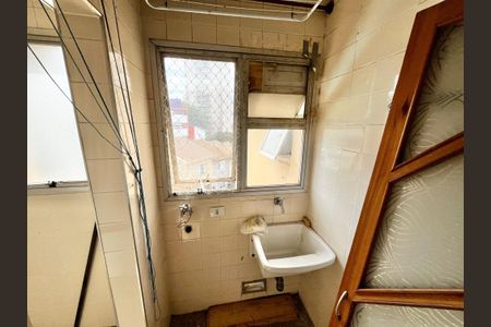 Apartamento à venda com 77m², 3 quartos e 2 vagas Apartamento à venda com 77m², 3 quartos e 2 vagasÁrea de Serviço