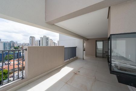 Apartamento à venda com 177m², 3 quartos e 2 vagasChurrasqueira